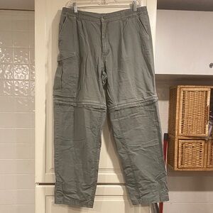 Columbia Men's Olive Cargo Pants size large 12:11